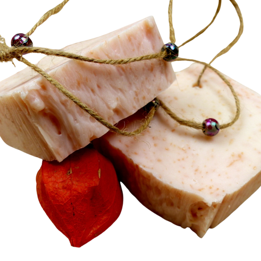 Kaltgerührte Seife Kokos 150 g – Cremige Schafmilchpflege mit frischem Kokosduft | mykima®